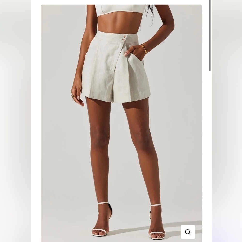 ASTR THE LABEL KERRIGAN LINEN SHORTS BONE Sz M NWT